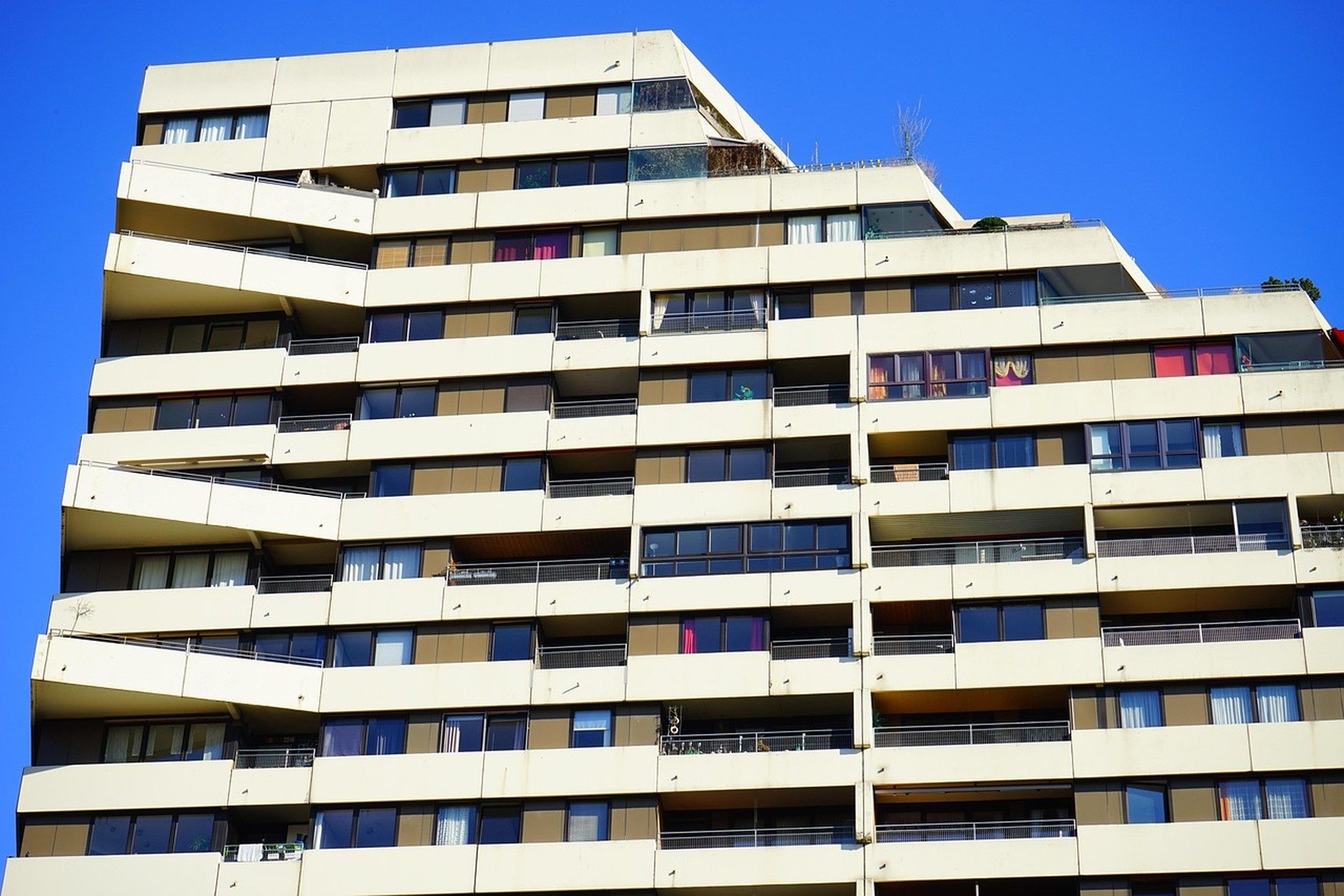 Foreign Investor Considerations for Manhattan Real Estate Ownership